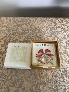 Anne Klein Christmas Bells Brooch / Pin New In Box
